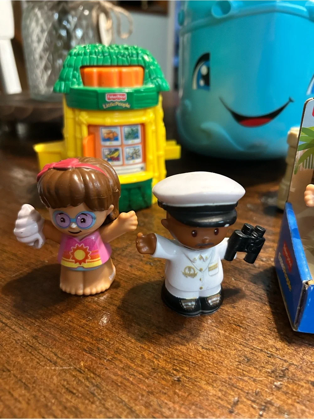 Fisher price little people large assorted vintage lot